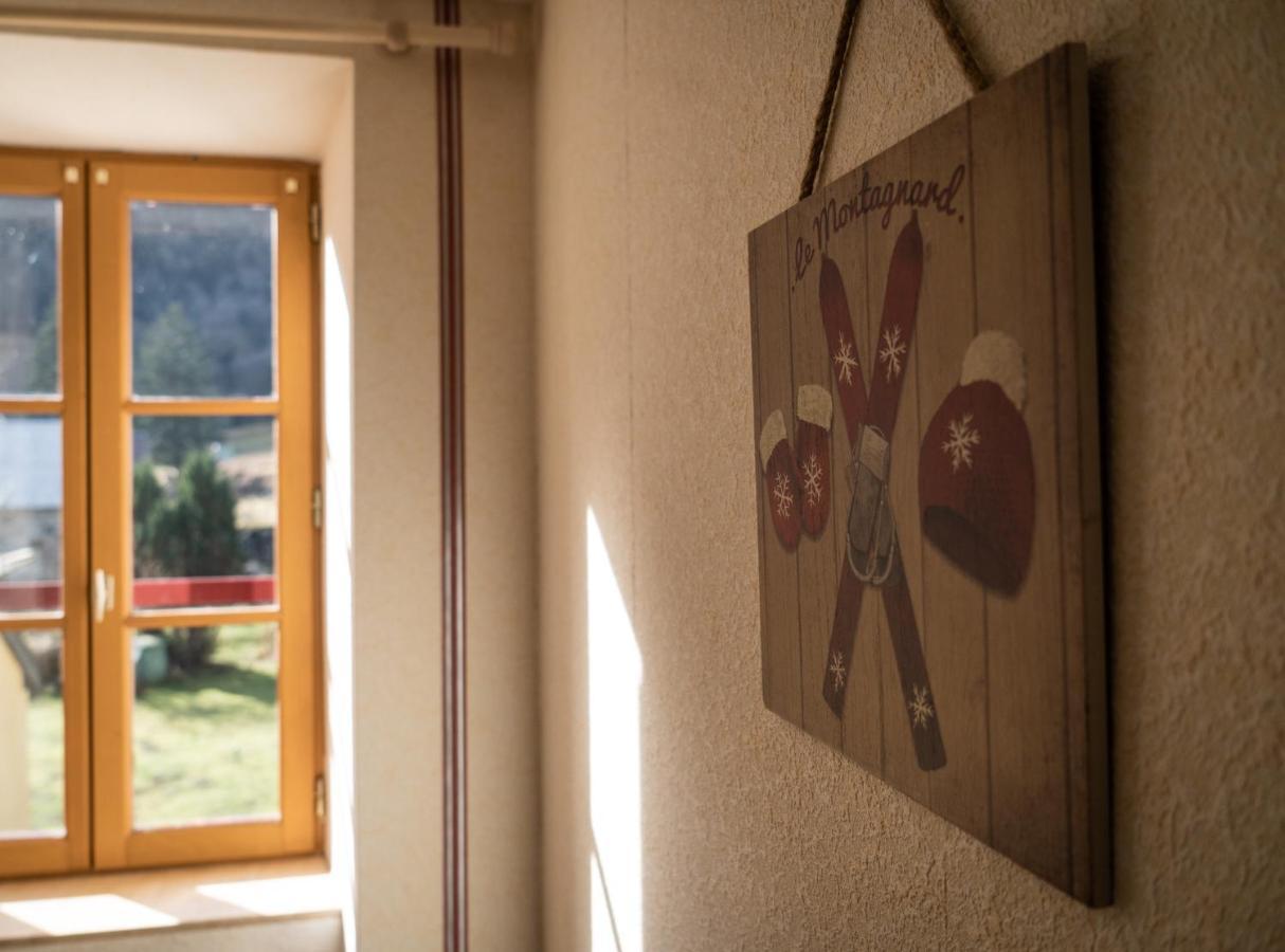 Gite Auberge Les Cascades ラ・モンジー エクステリア 写真