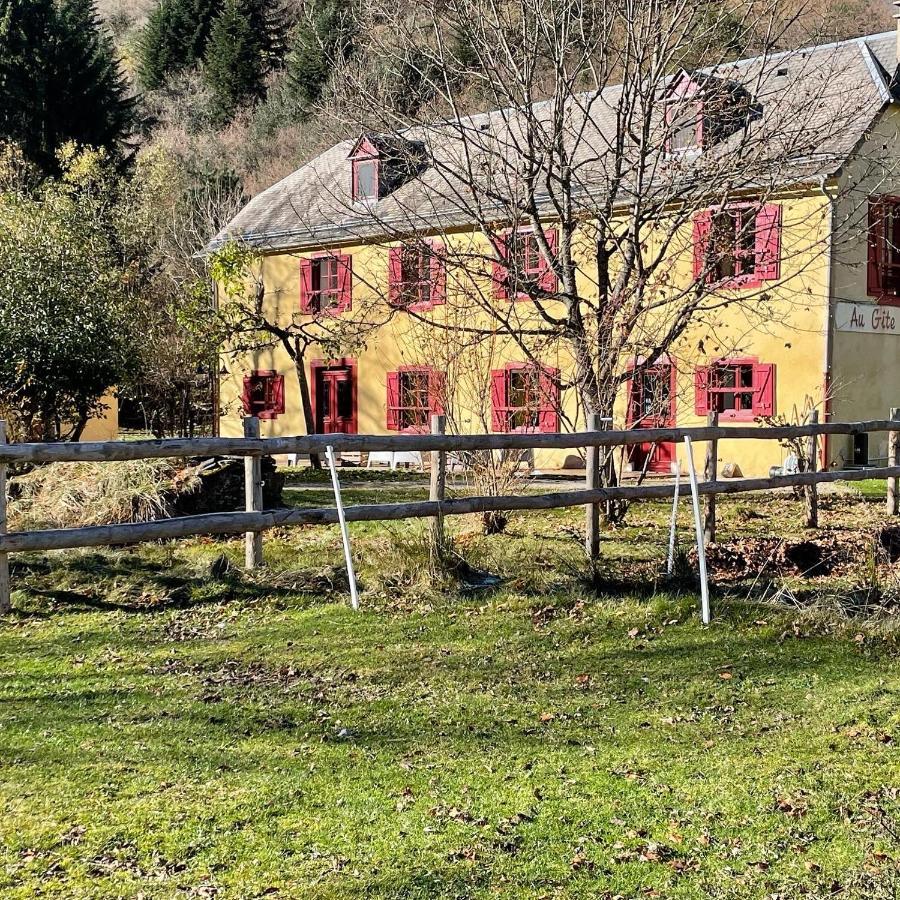 Gite Auberge Les Cascades ラ・モンジー エクステリア 写真