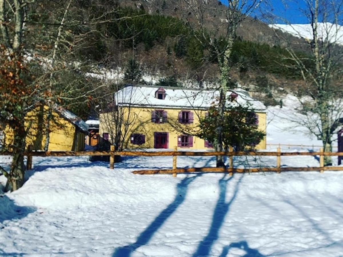 Gite Auberge Les Cascades ラ・モンジー エクステリア 写真