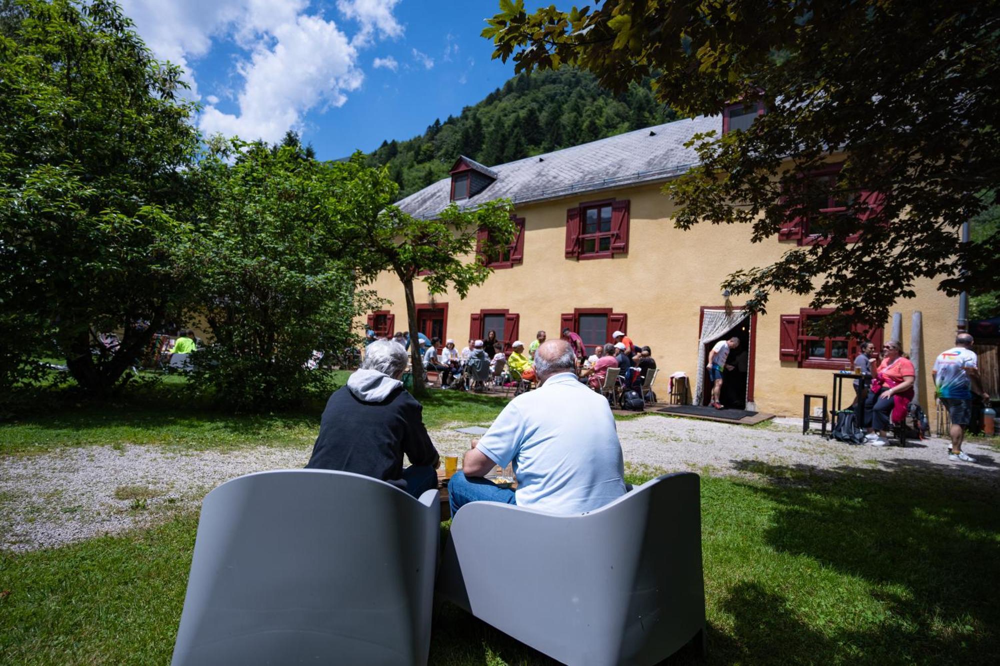 Gite Auberge Les Cascades ラ・モンジー エクステリア 写真