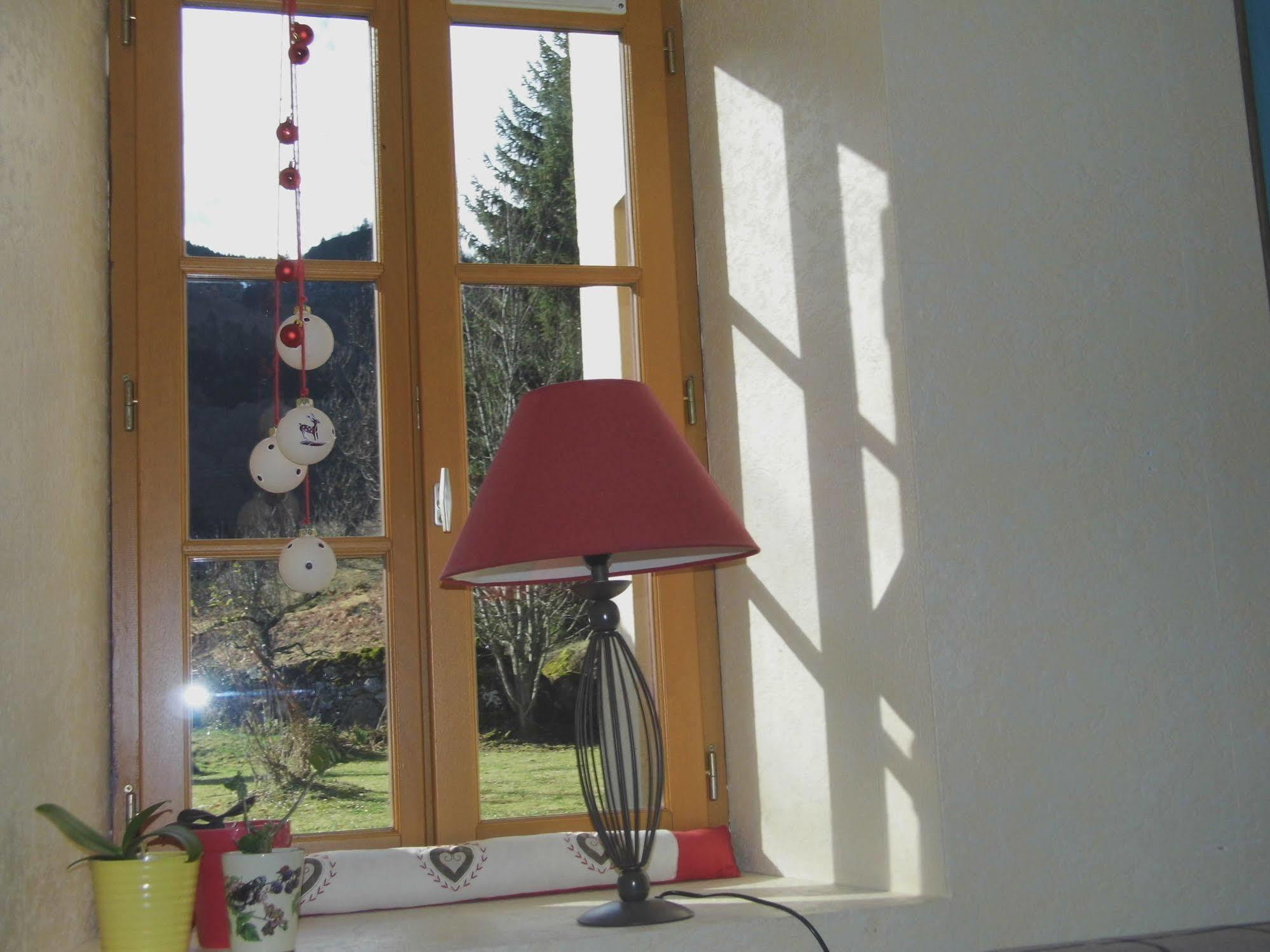 Gite Auberge Les Cascades ラ・モンジー エクステリア 写真