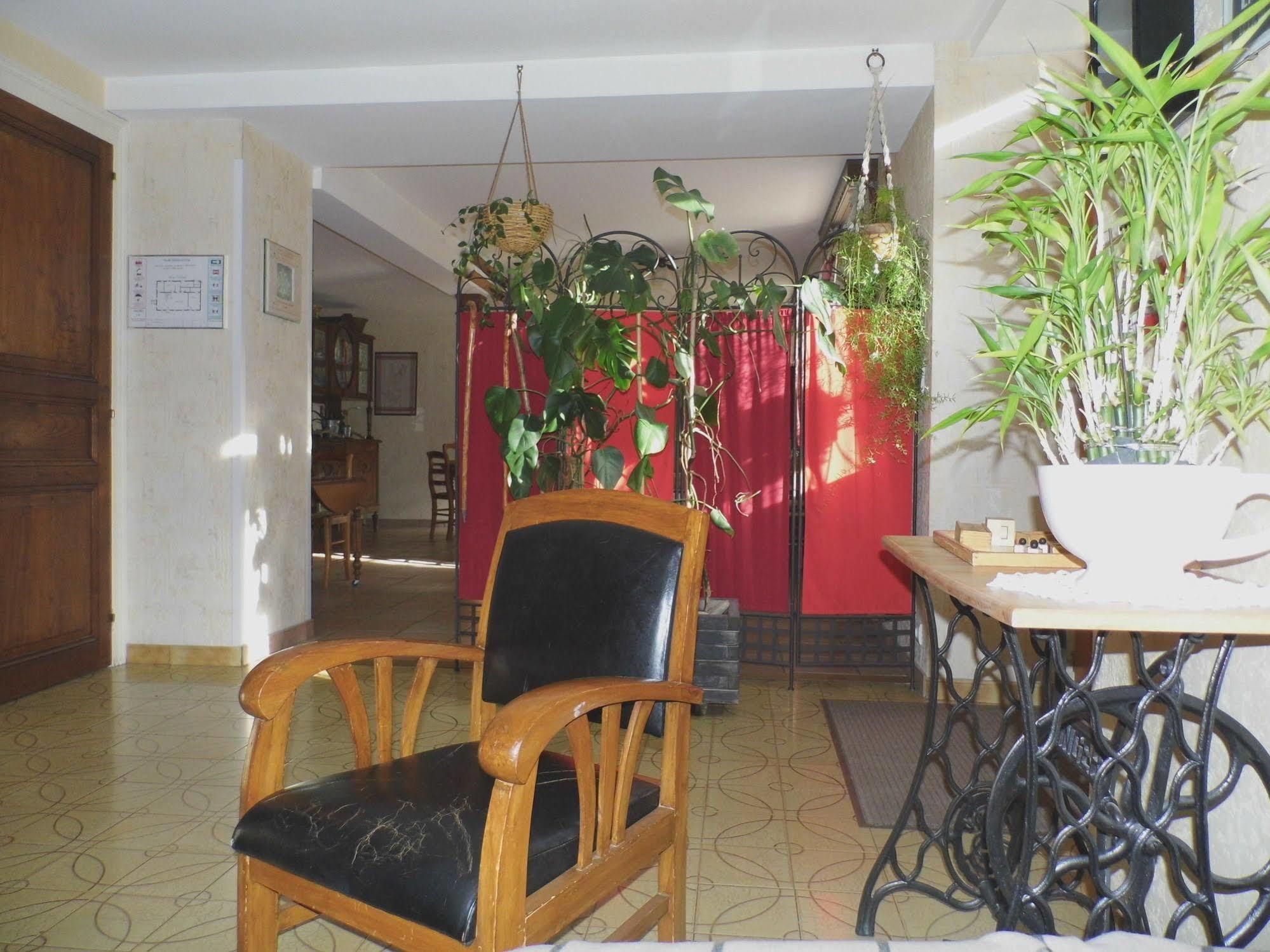 Gite Auberge Les Cascades ラ・モンジー エクステリア 写真
